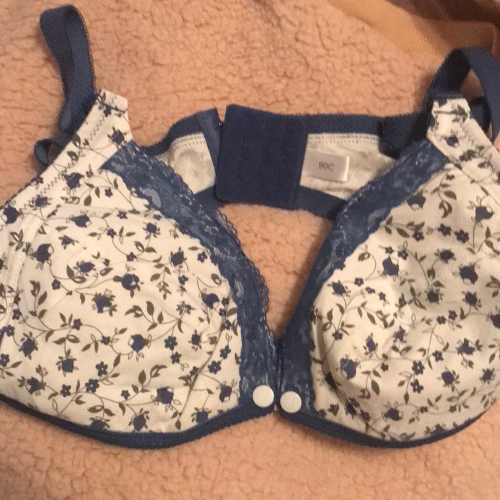 Nursing bra